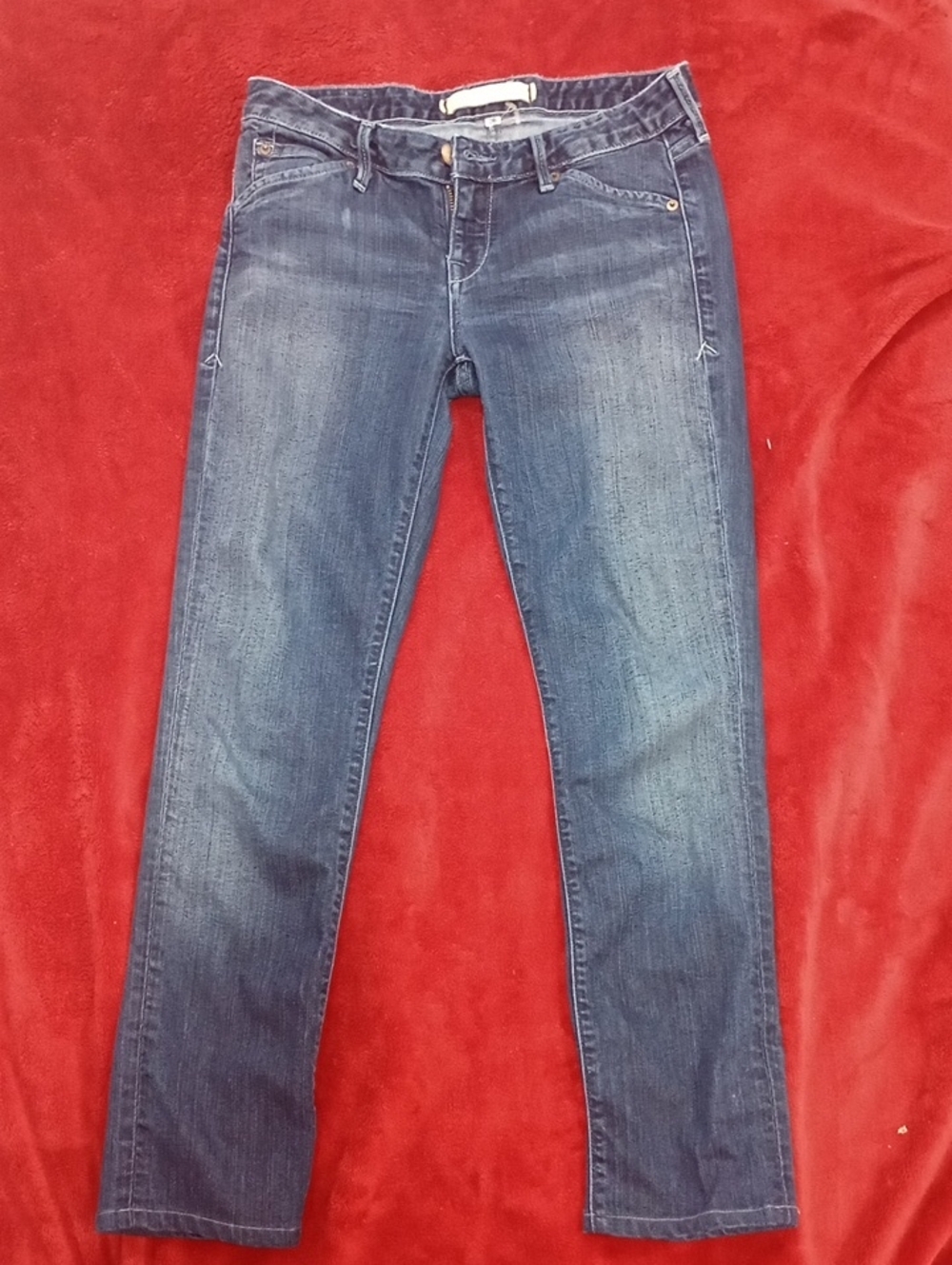 Women's Straight-Leg Mid-Rise Jeans in Dark Blue Wash